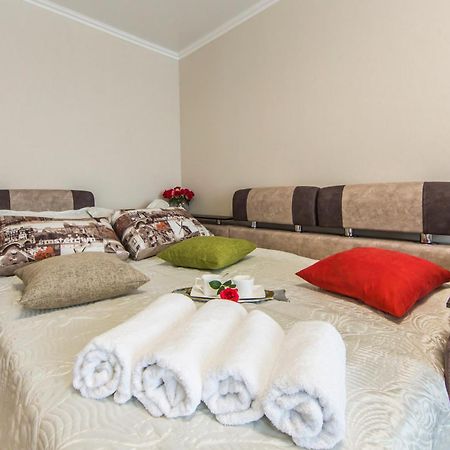 The Best Rest In This Stylish, Cozy Apartament. Apartman Kijev Kültér fotó