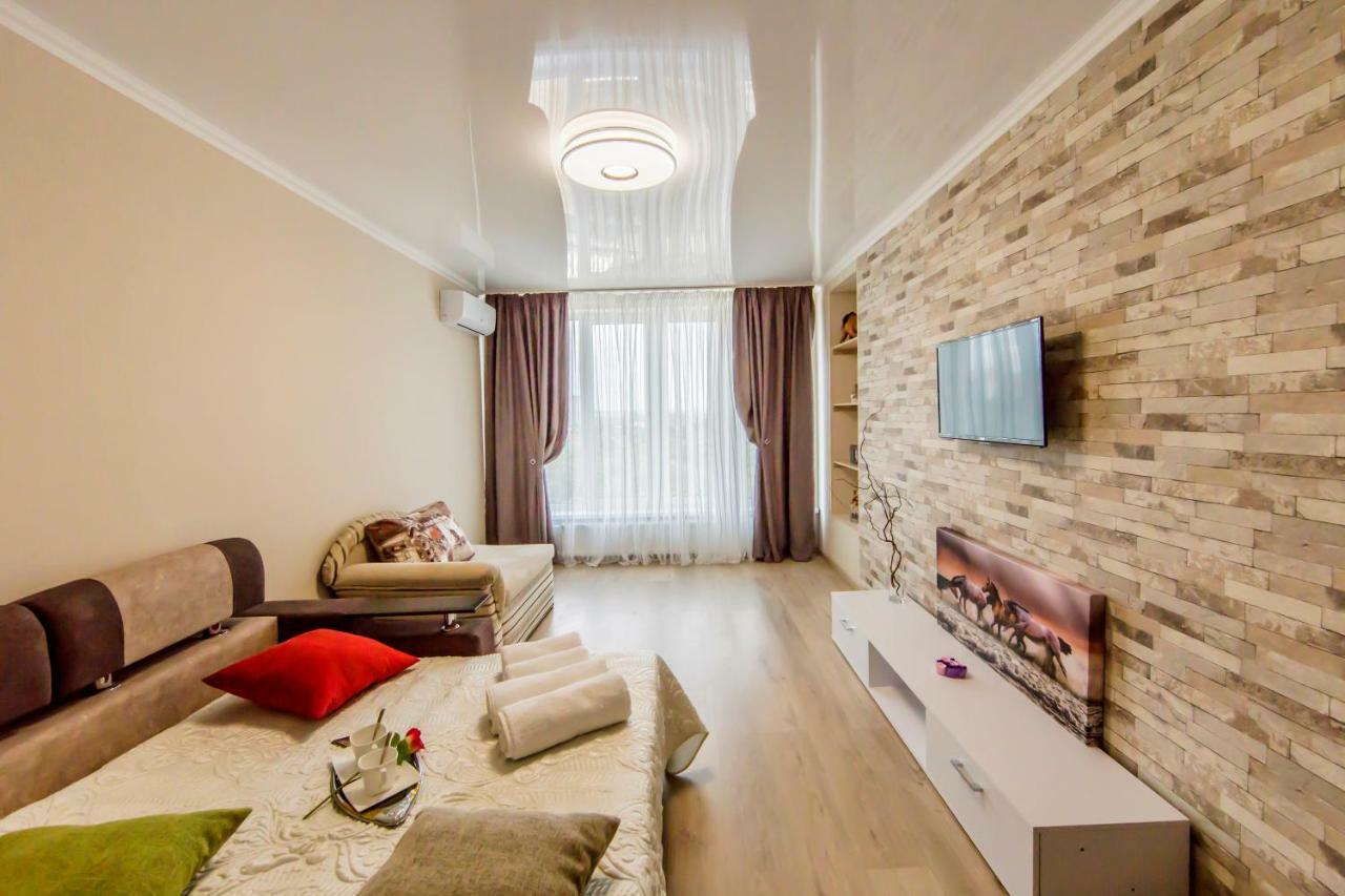 The Best Rest In This Stylish, Cozy Apartament. Apartman Kijev Kültér fotó